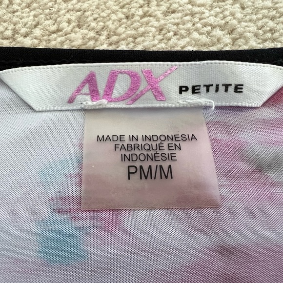 ADX petite print top in bright colours - Picture 6 of 7